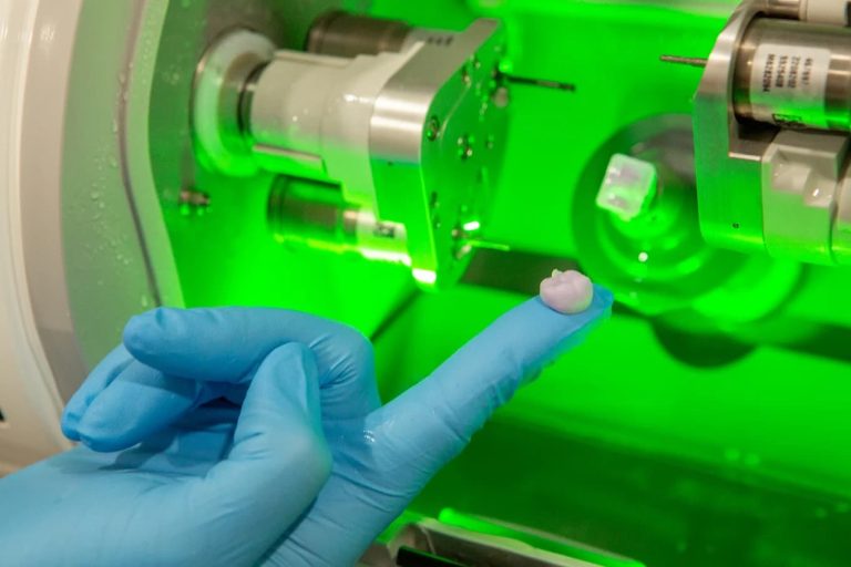 Smiles on the Boulevard At Work 3 2 768x512